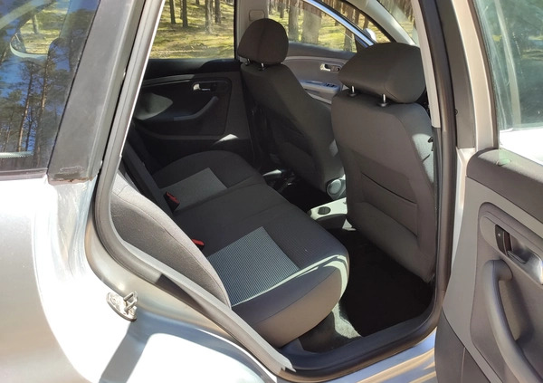 Seat Ibiza cena 6800 przebieg: 212000, rok produkcji 2006 z Drezdenko małe 191